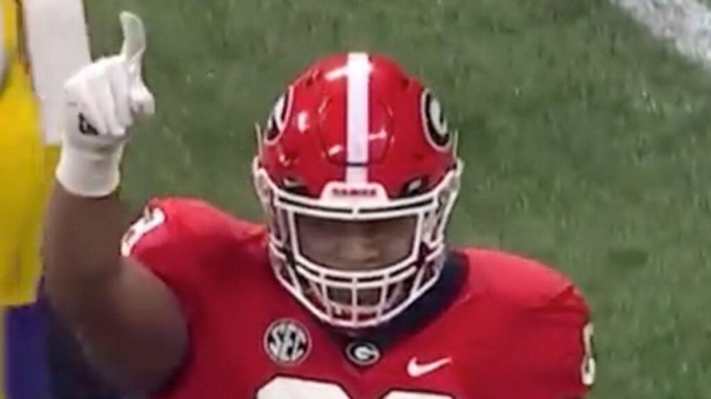 Jalen Carter playing football