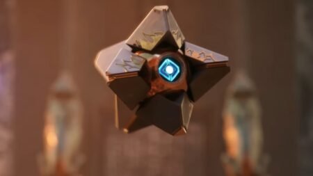 The guardian talking to a player in Destiny Rising