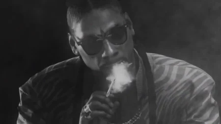 Dr. Cyrus Cane in HITMAN World of Assassination