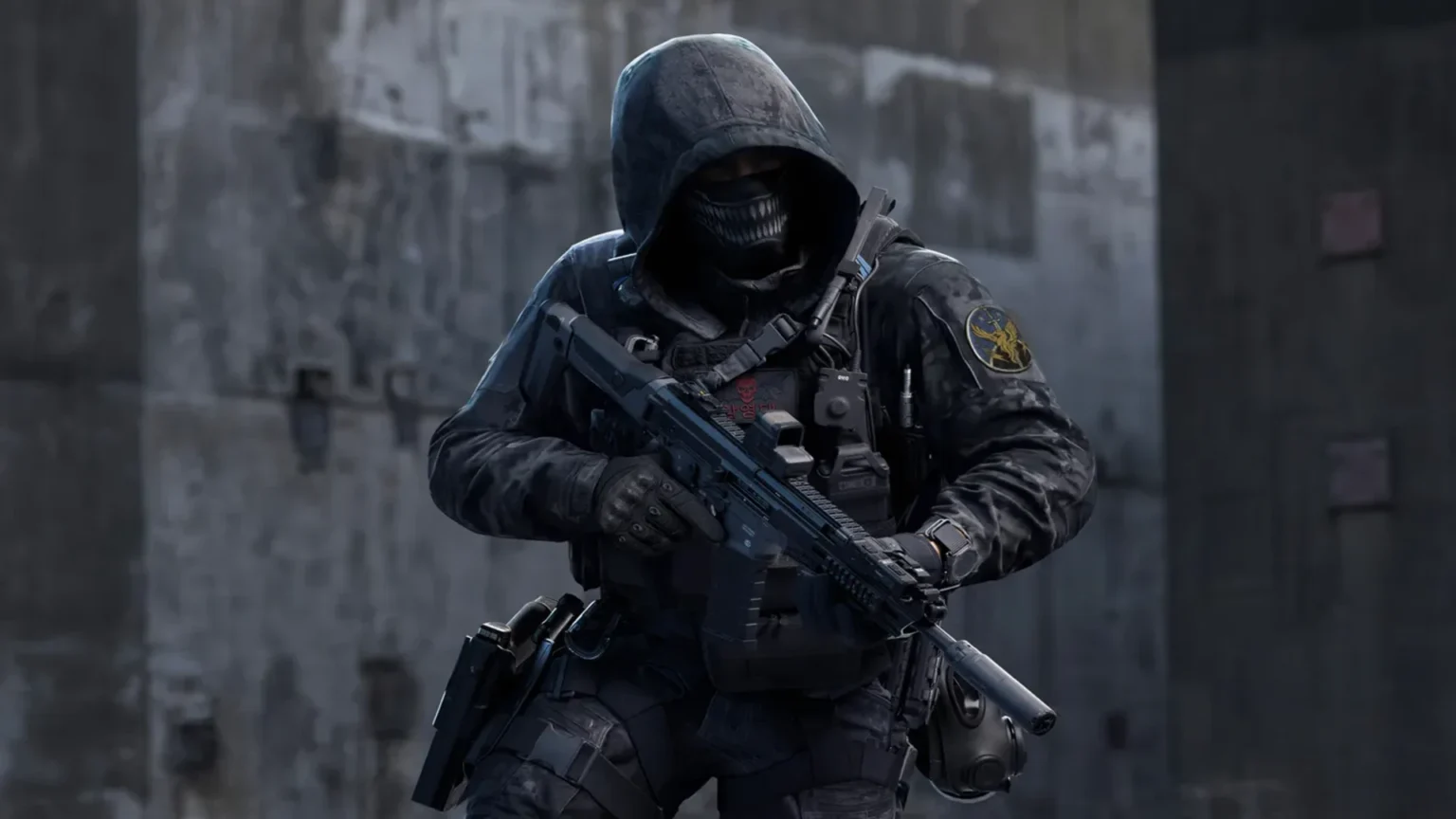 Image of Modern Warfare 4 Operator wearing black outfit while carrying suppressed weapon